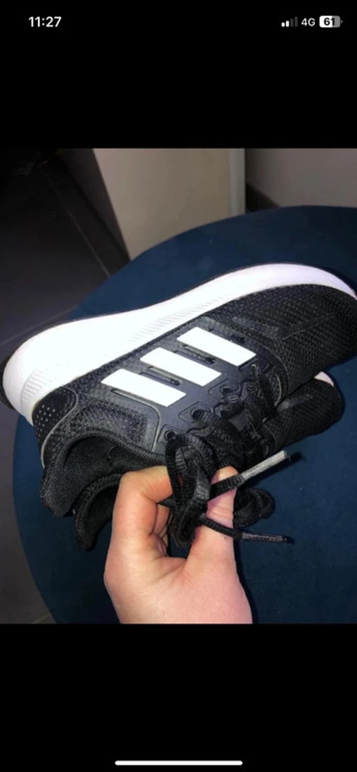 Baskets adidas taille 29 - photo numéro 2