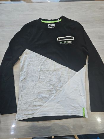 T-shirt manches longues garçon T 15 ans