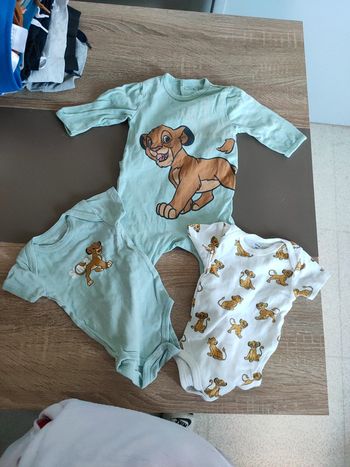 Ensemble pyjama + 2 body léger