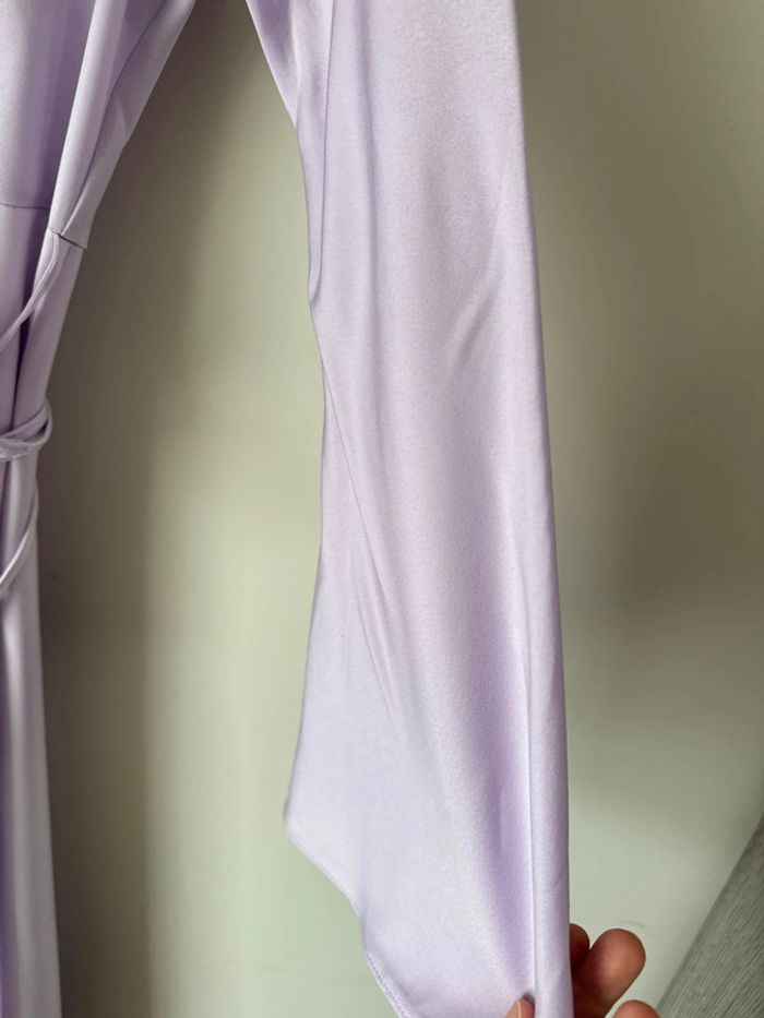 👗Asos design taille 40- Robe mi-longue cache-cœur- Lilas- très bon état - photo numéro 4
