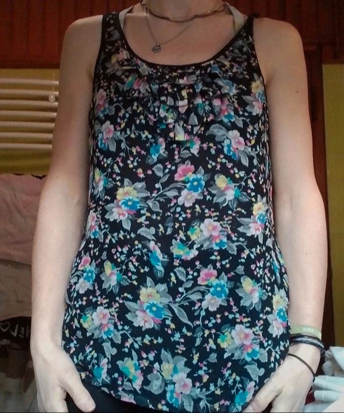 Débardeur femme noir à fleurs 🌸