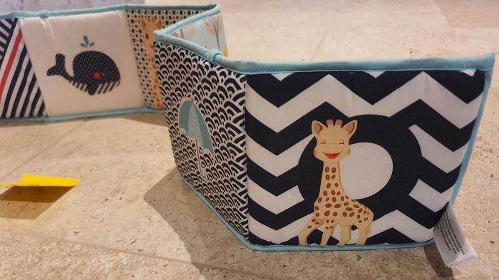 Livre à déplier tissu Sophie la girafe - photo numéro 2