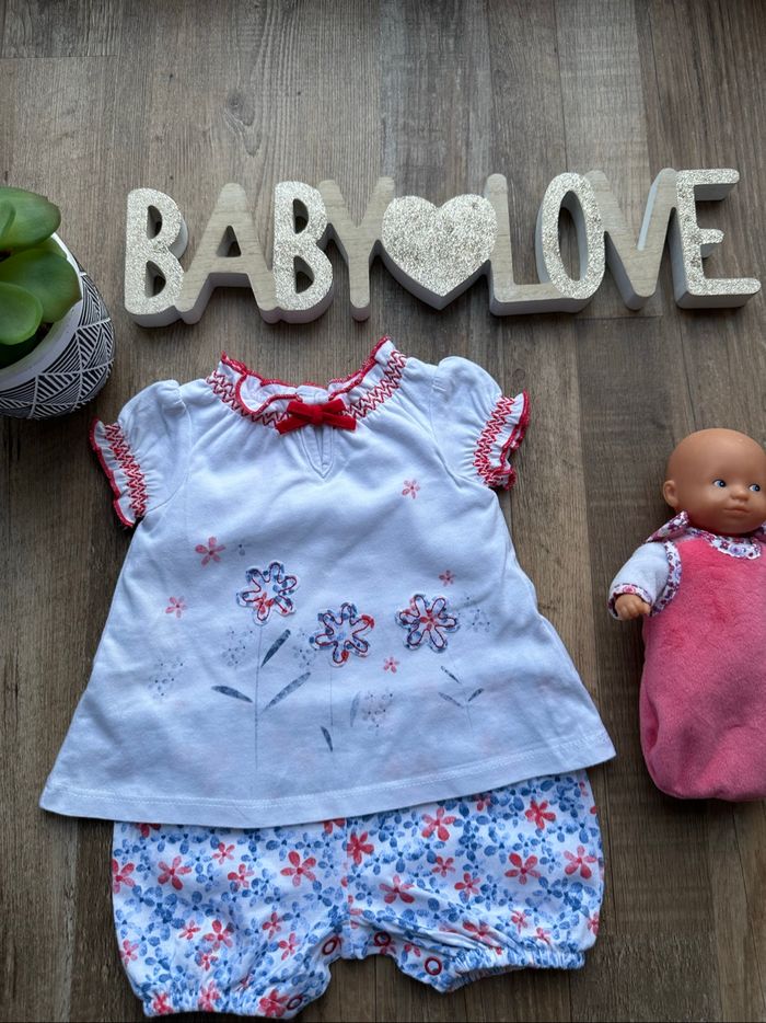 - Barboteuse - 1 mois - Très bon état