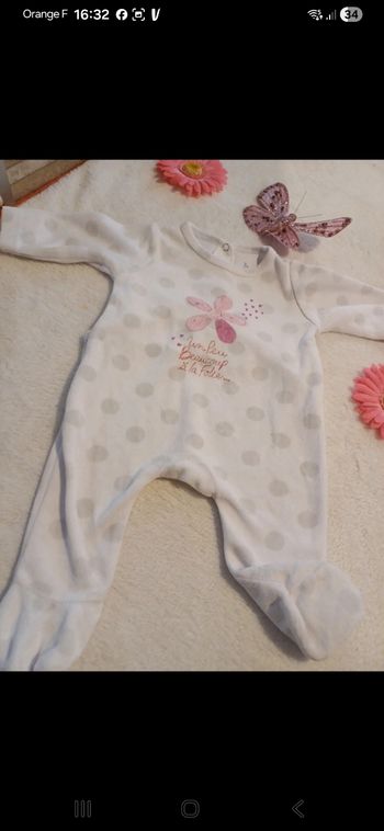 Pyjama bébé taille 1 mois