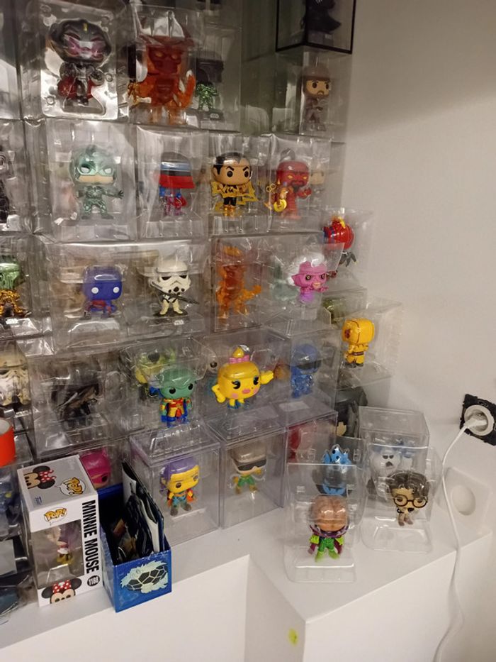 Figurine pop comme neuves