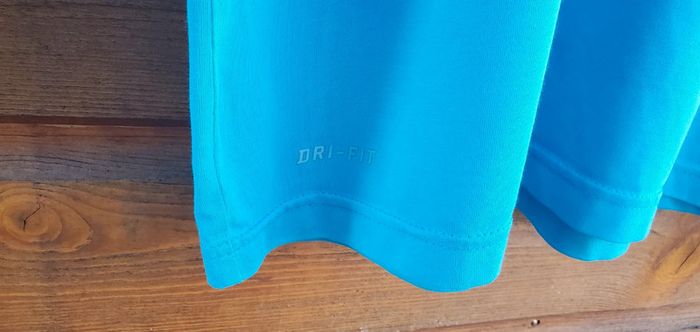 T shirt sport dri-fit Nike - photo numéro 3