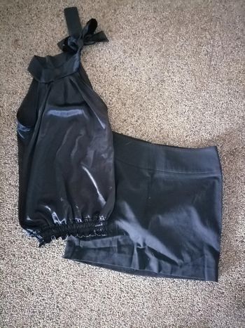 Jupe et débardeur taille 40