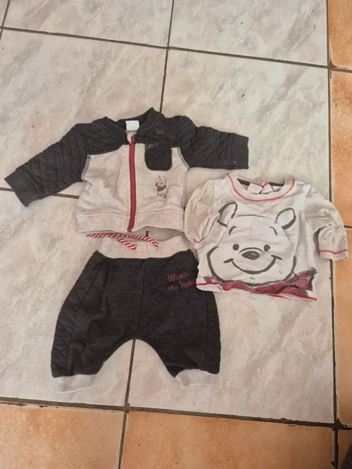 Lot n°1 vêtements bébé garçon 1 mois
