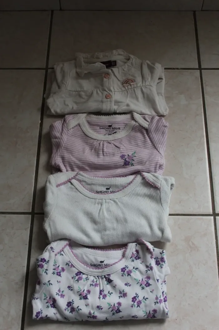 lot 4 bodys sergent major taille 6 mois - photo numéro 2