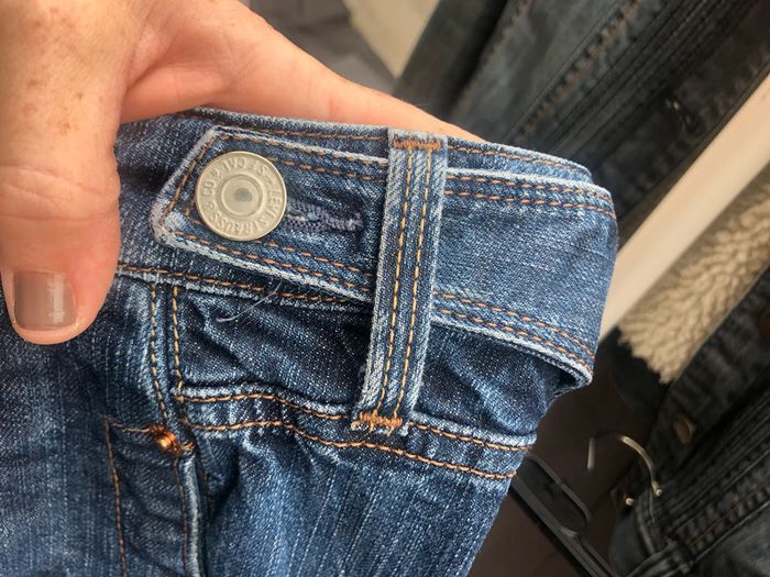 Taille femme Levis - photo numéro 7