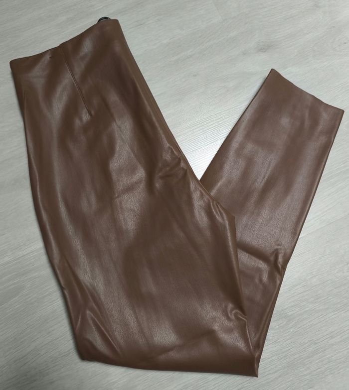 Pantalon simili cuir effet enduit