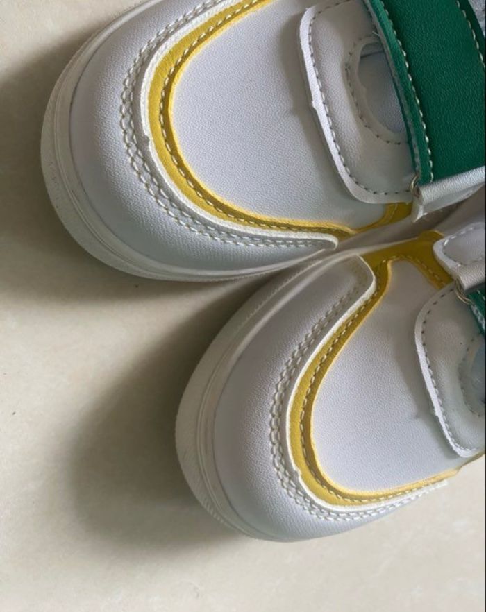 Baskets colorées neuves - photo numéro 3