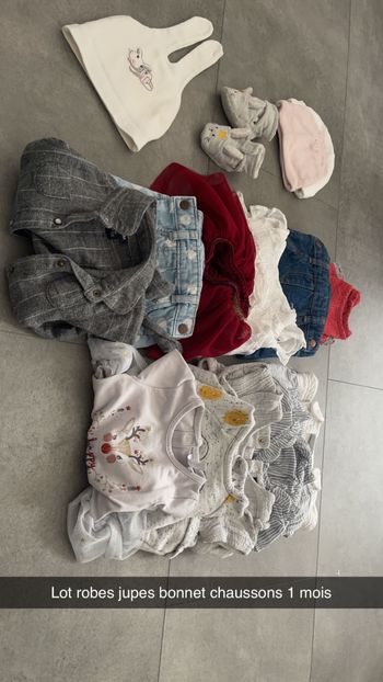 Vend vêtements bébé 0-1 mois