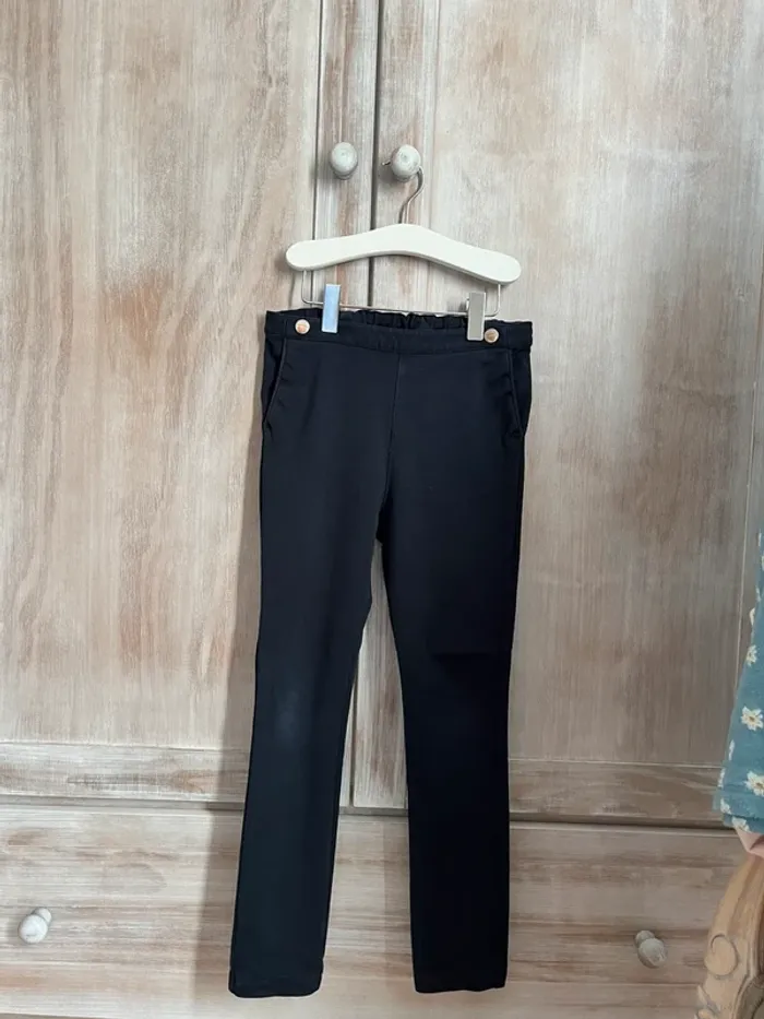 Lot 2 pantalons t. 8 ans - photo numéro 3