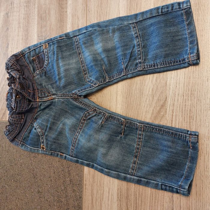 Lot 2 jeans enfant 12 mois - photo numéro 2