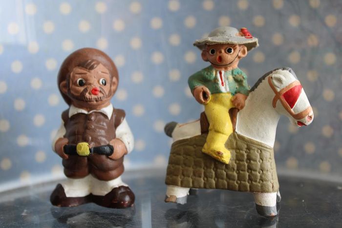 Lot figurines en terre cuite