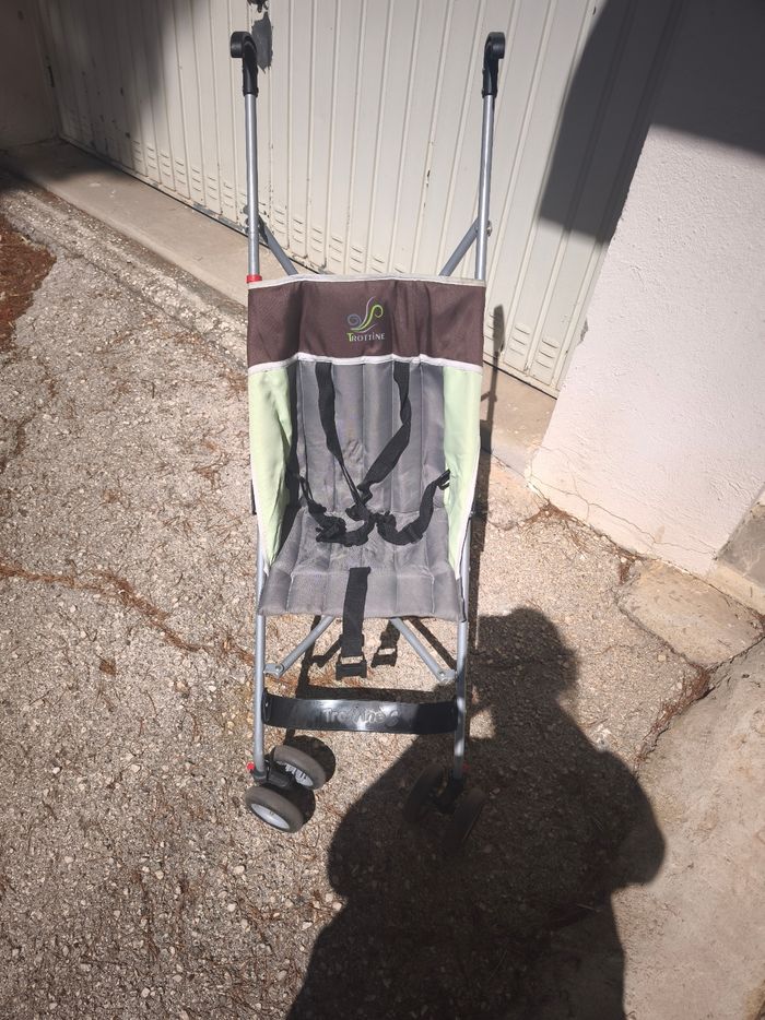 Poussette canne
