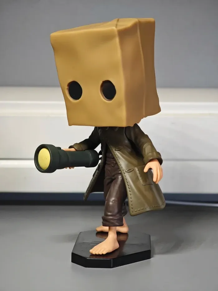 Figurine Little Nightmares Mono 17cm neuve avec boîte - photo numéro 3