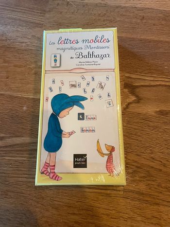 Coffret Neuf Les lettres mobiles magnétiques Montessori de Balthazar