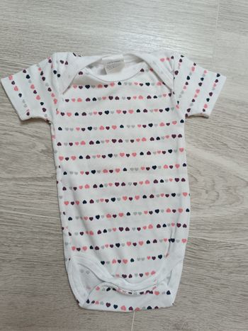 Body manches courtes 3 mois Absorba