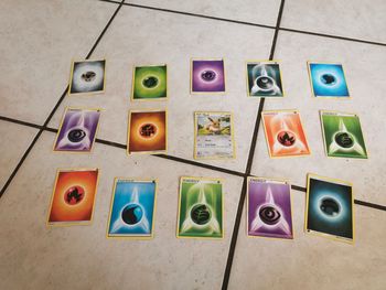 Lot de cartes Pokémon brillante évoli