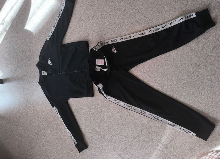 Ensemble Nike - photo numéro 2