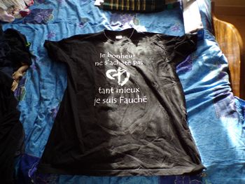 Tee-shirt noir taille XL