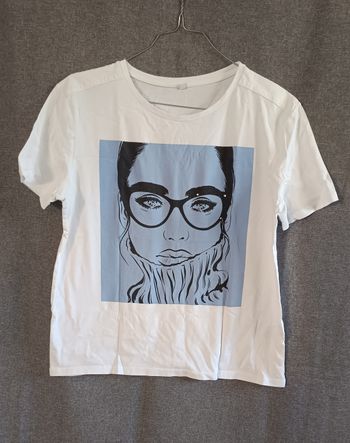 Tee-Shirt Femme - blanc avec inscription - (Taille M) - (TEX)