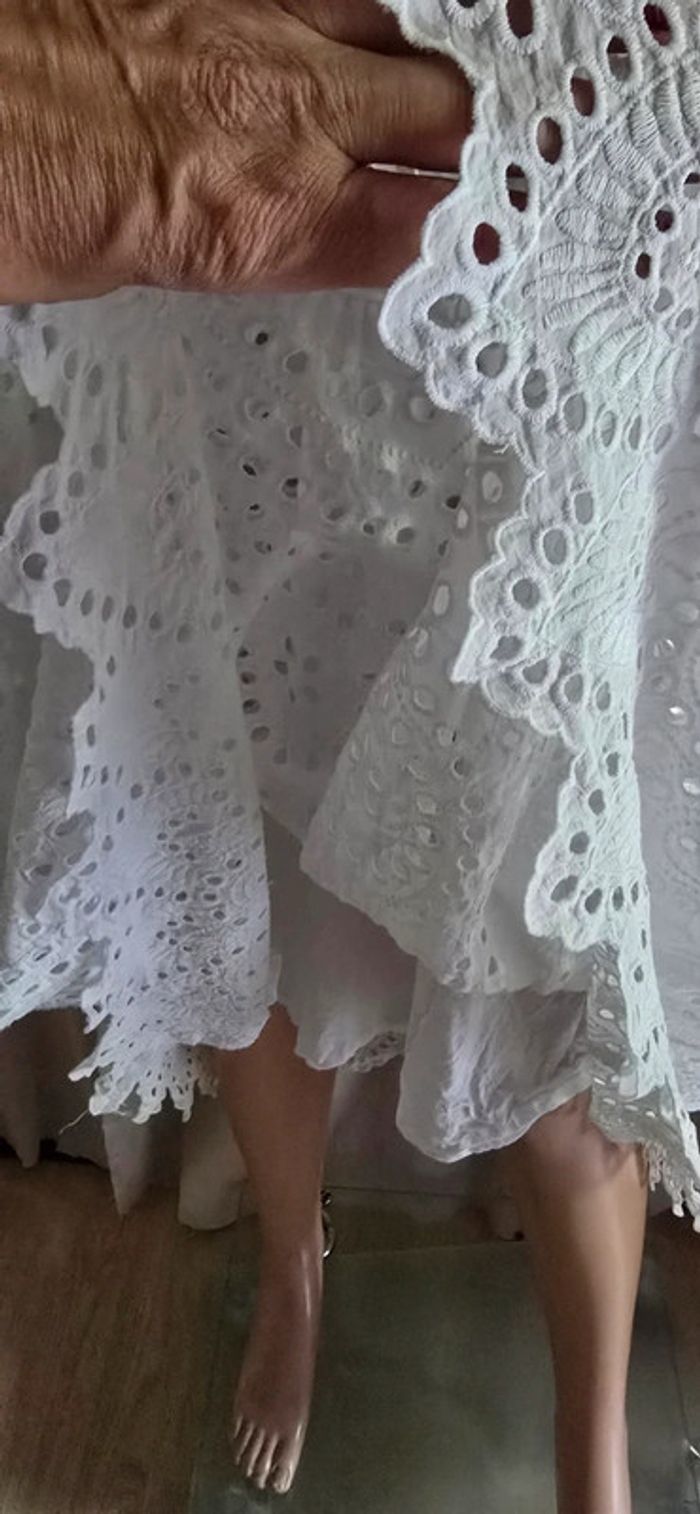 Robe Longue Blanche style Broderie Anglaise Taille M - photo numéro 13