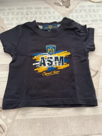 Tee shirt