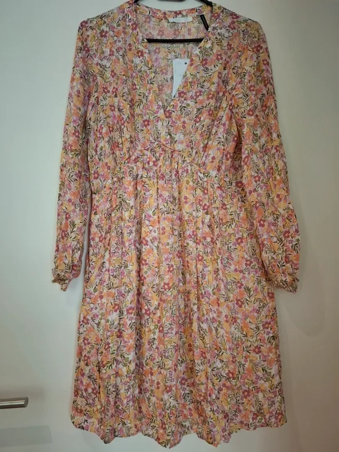 Magnifique robe fleurie "Les Petites Bombes" - Taille 36, neuve 🌸 - photo numéro 3
