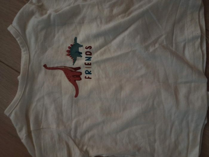 lot de 2 t-shirt manches longues dinosaures 6 mois neuf - photo numéro 5