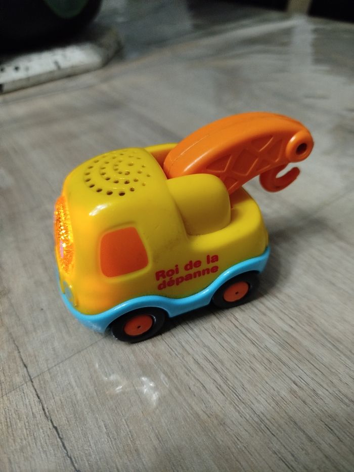 Tut tut bolide - photo numéro 2