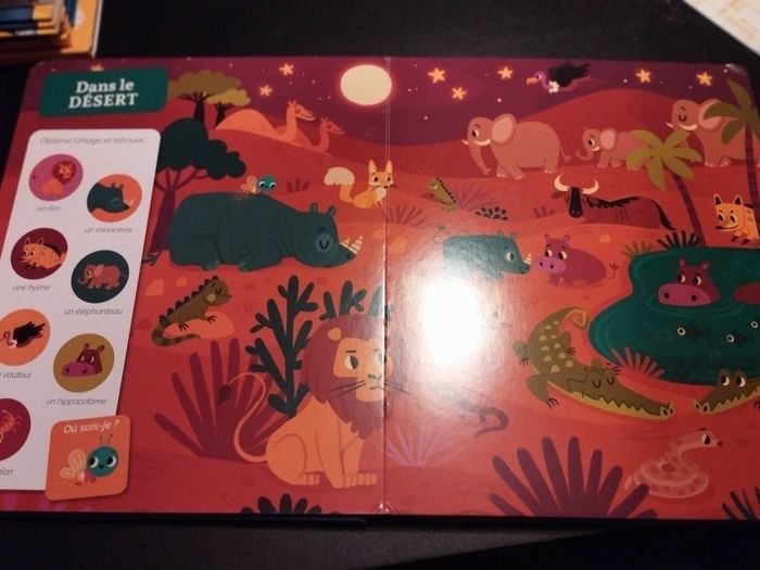 Livre Auzou Éveil cherche et trouve des tout-petits brille dans la nuit phosphorescent - photo numéro 6