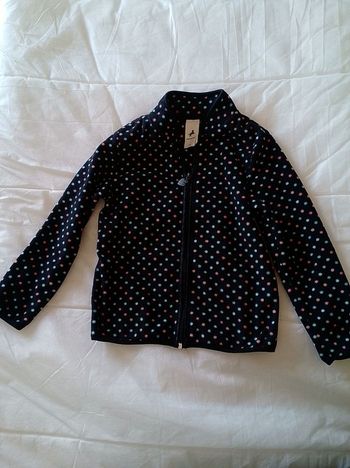 Petite veste  façon polaire noire a pois colorés