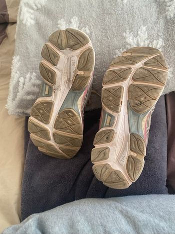 Chaussure asics - photo numéro 3