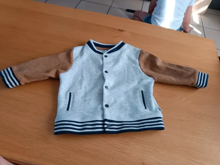Veste blouson obaïbi 6 mois 68 cm