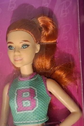Barbie ado neuve pompom girl