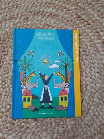 Livre le rideau de Mrs Lugton des mercredis à lire