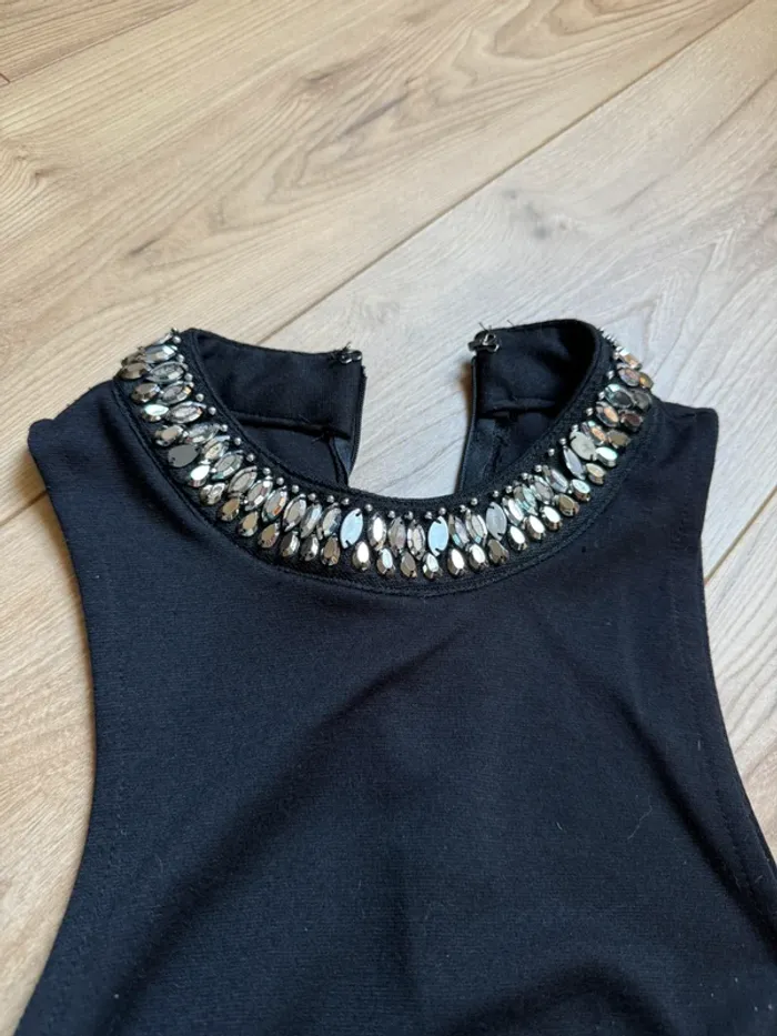 Robe noir - photo numéro 3