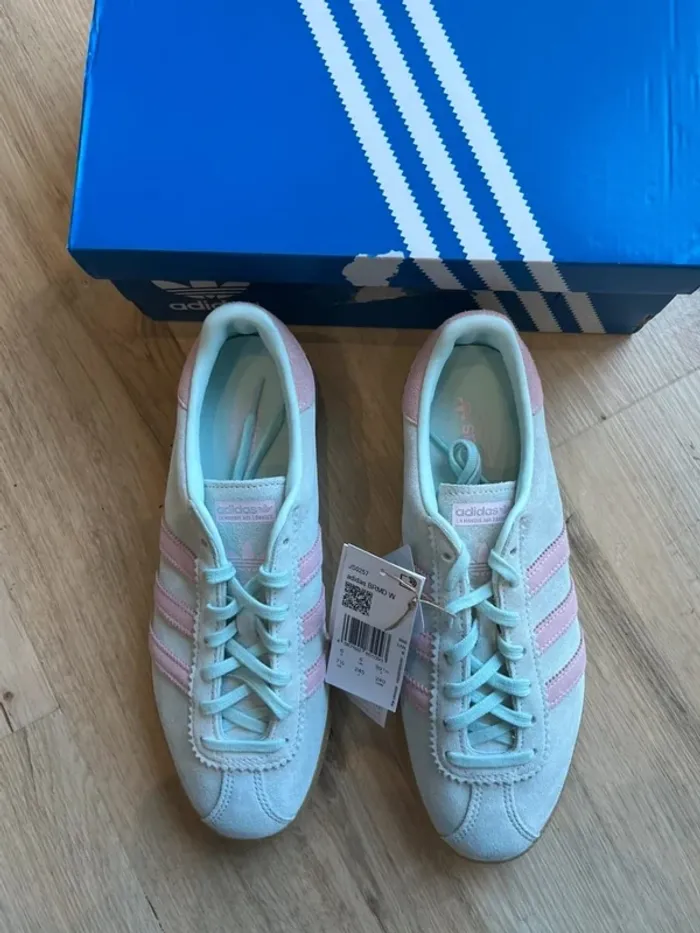 Adidas Bermuda 39,5 - photo numéro 2