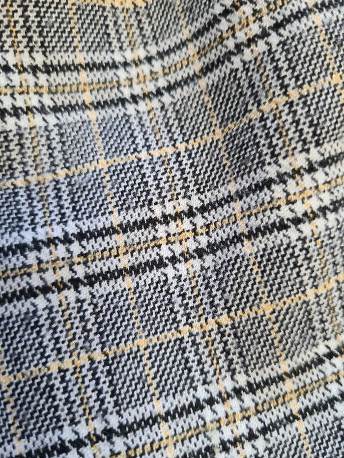 Très belle jupe 3 4 ans 104 cm à carreaux - photo numéro 2