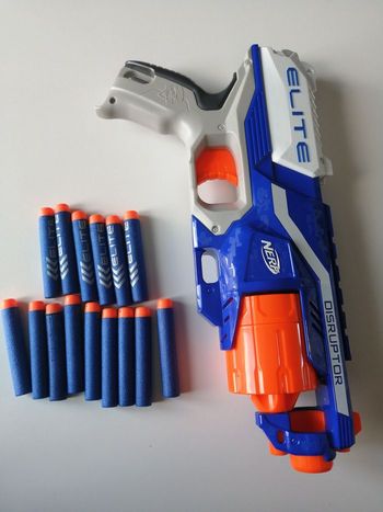 nerf avec projectiles en mousse