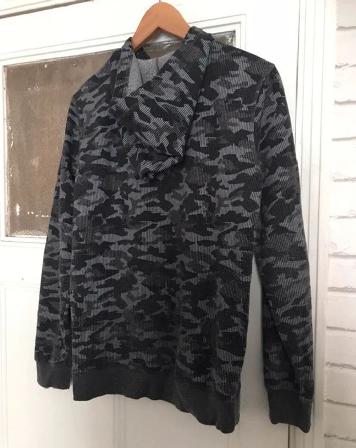 Sweat à capuche Marque LH neuf sans étiquette taille S - photo numéro 15