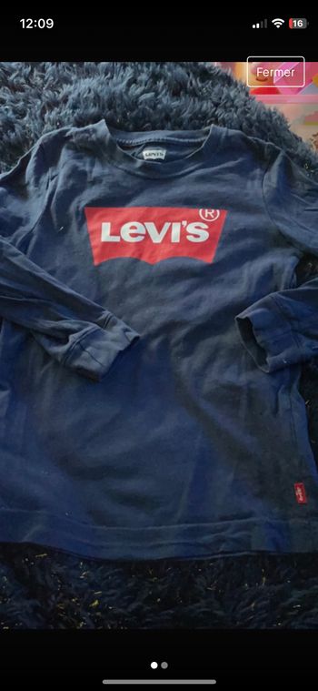 TEE shirt Levis