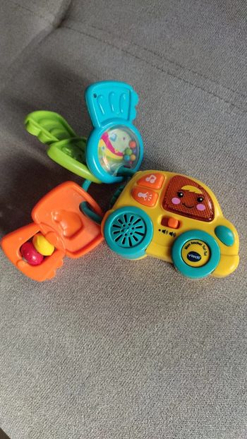 Mon hochet tut tut V tech jouet d’éveil et sonore