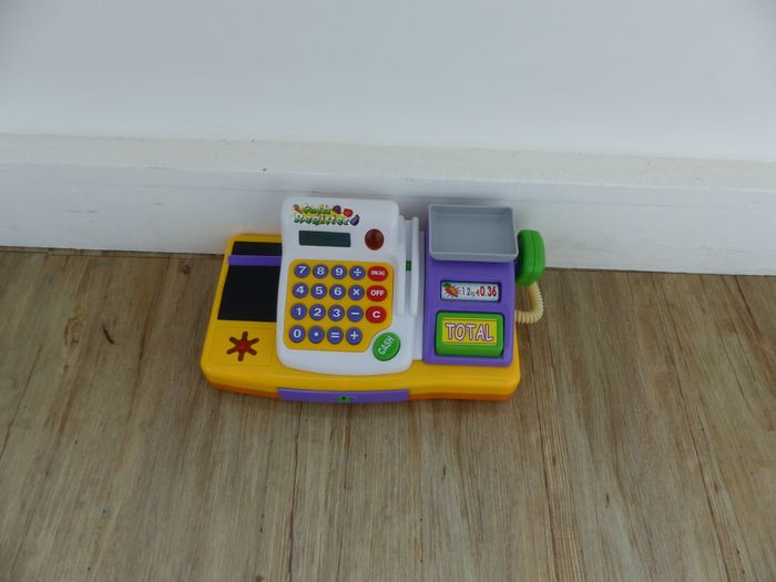 super caisse enregistreuse pour jouer à la marchande
