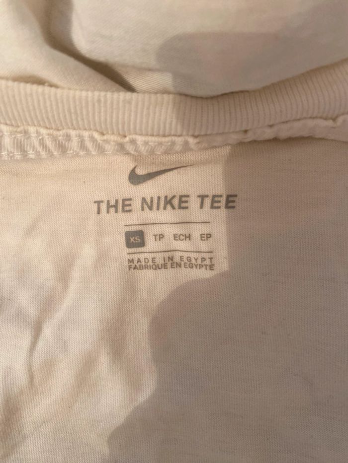 Tee shirt Nike blanc femme S 36 - photo numéro 4