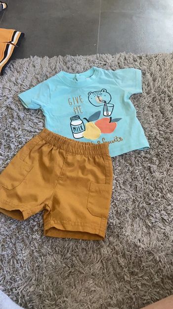 Ensemble short bébé