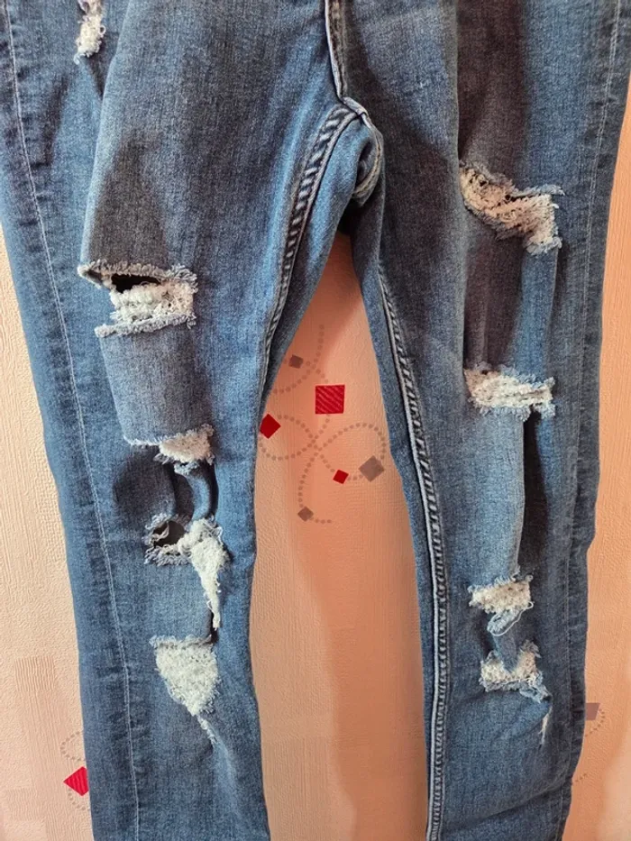 🤗 Jean femme T.44 H&M - photo numéro 2